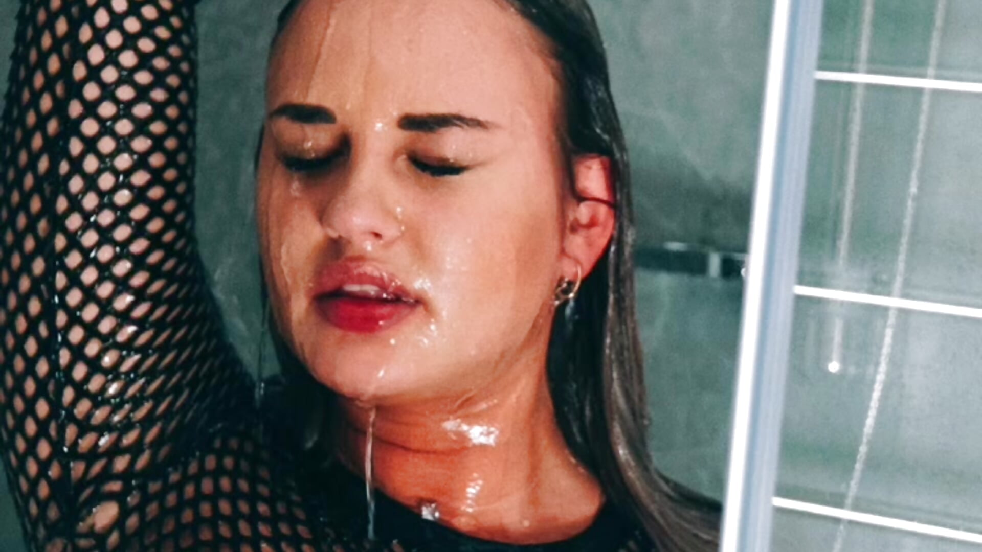 FOLLOW ME DEAR - video by VelleryKinky cam model