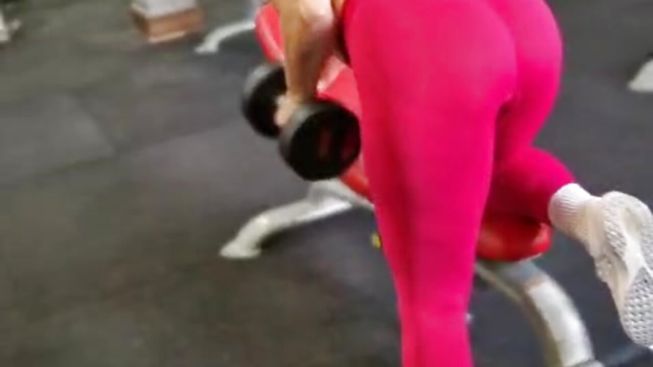 Gym Bunny in Action - video by Tinkerbell10 cam model
