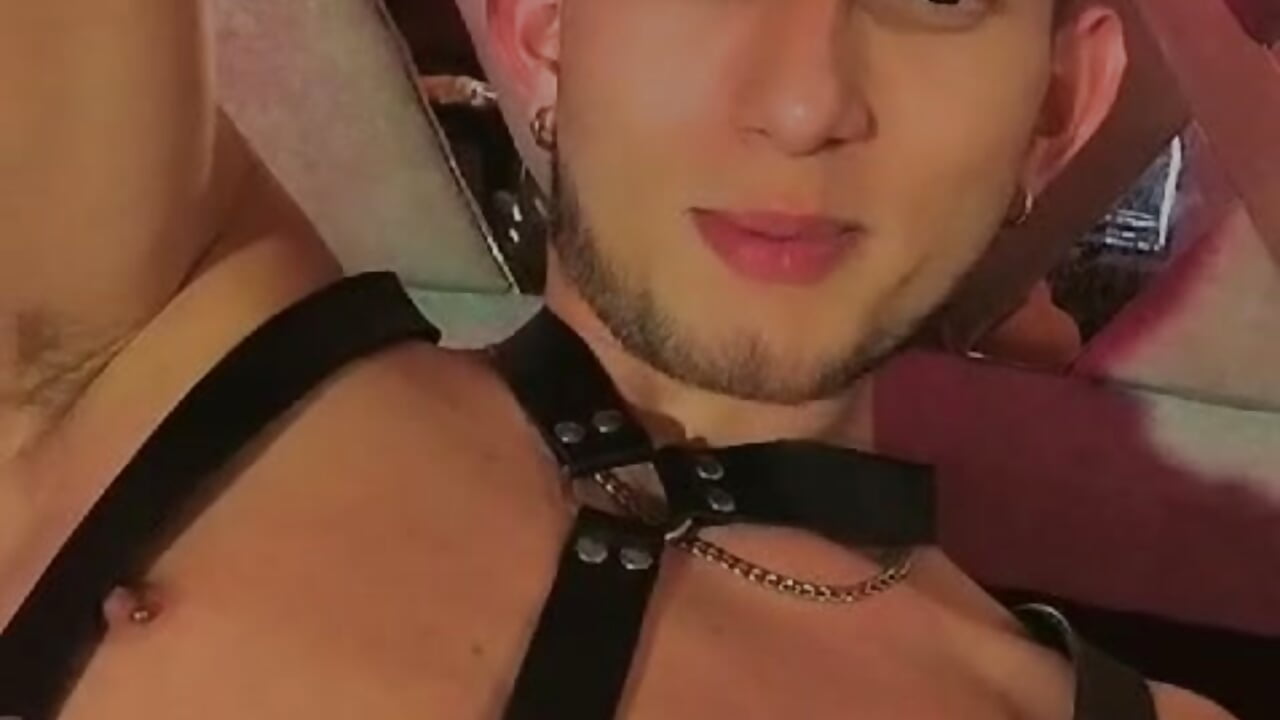 profile-intro-video-1730875023 - vidéo du modèle de showcams Deim_