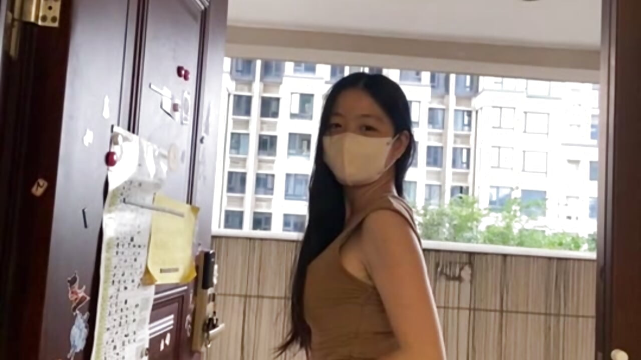 [Aug]家门打开👏屁股x10 都红啦 slap ass RED out of home – video af _i_have_souffle cam-model