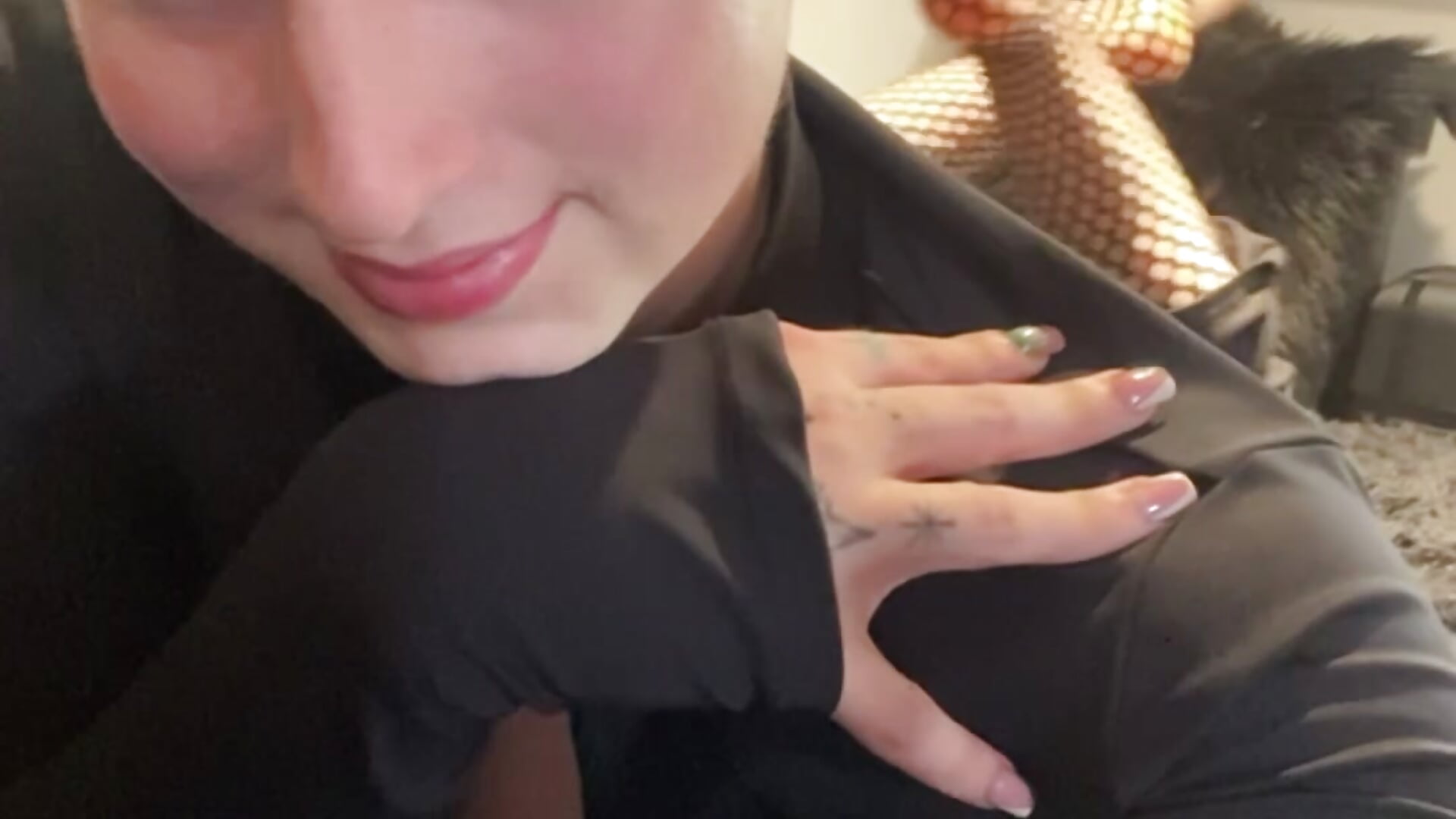 23BBF024-4A76-47E8-A5B5-34DCDC8906EF－カメラキャストのkamel-ayeshaの動画