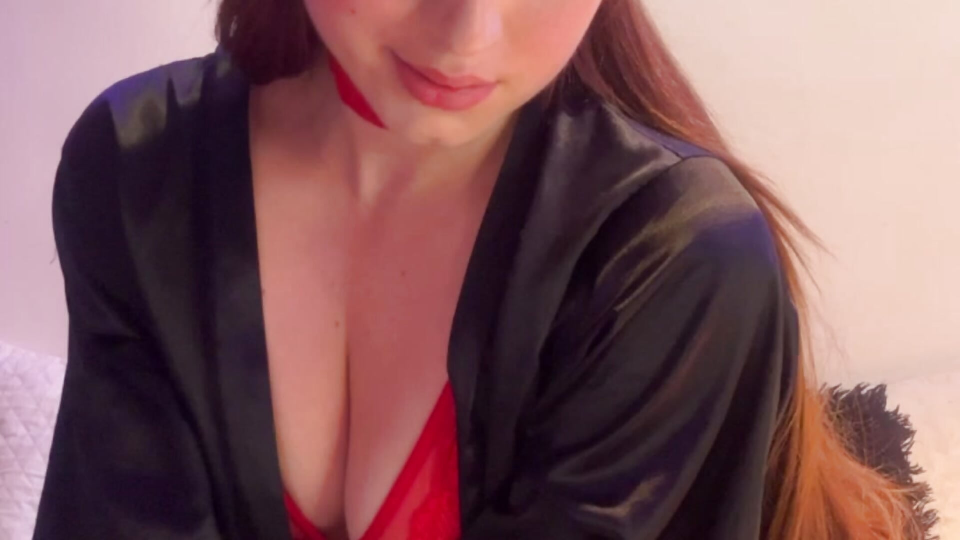 62E65030-9590-4EDA-8AED-87191EF95736 - kamel-ayesha adlı kamera modelinin videosu