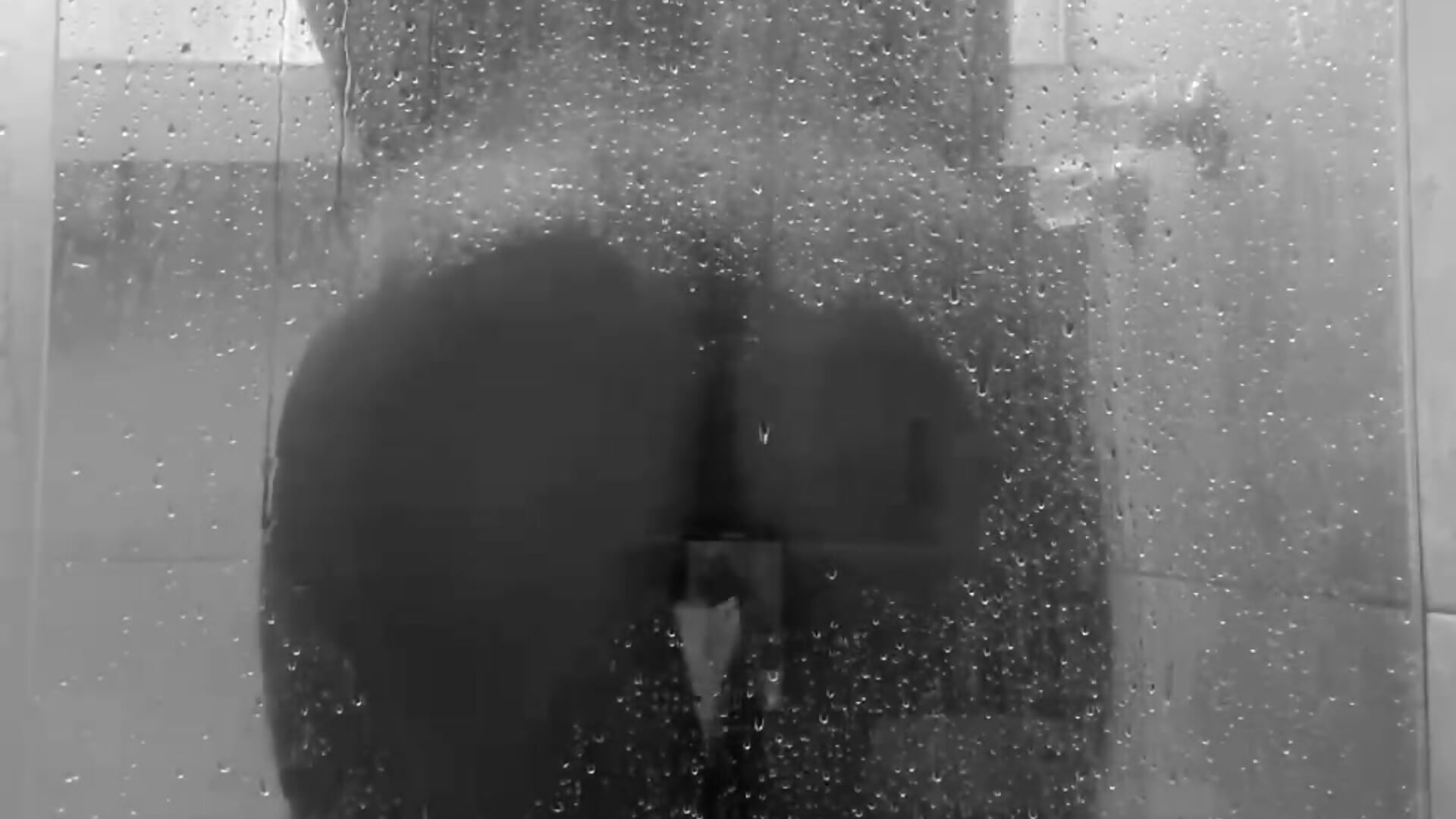 You accompany me to bathe - video by Zafiiro_Blue cam model