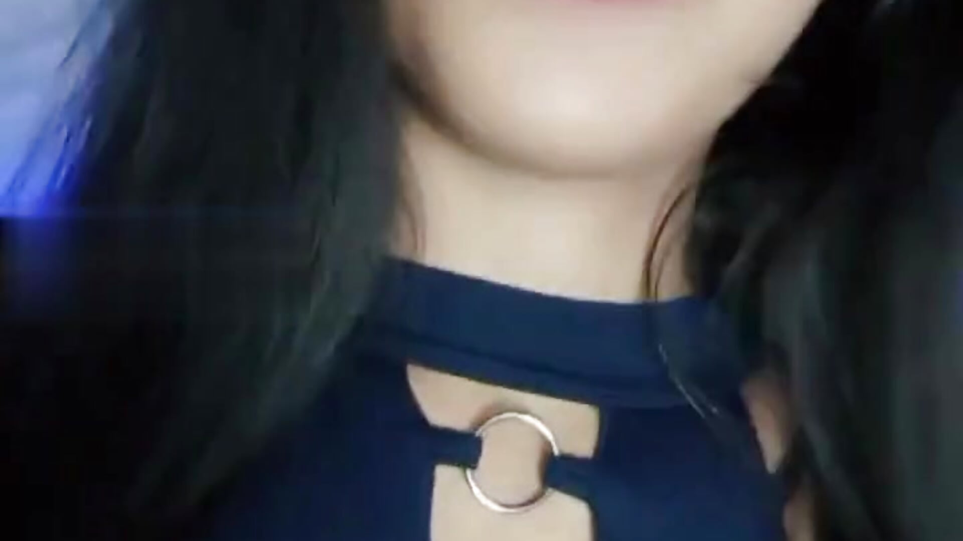 I don't know if you'll fall in love, but you'll definitely sweat 😏🔥 - video by LuciaMoretti_ cam model