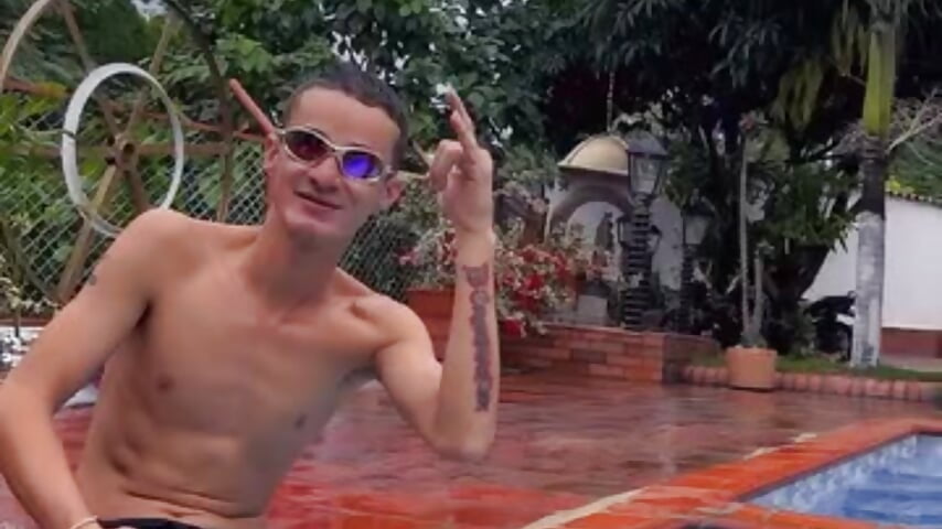 22cm In my mouth, mmm 🥵 - video di dirty_couple22 modella di cam