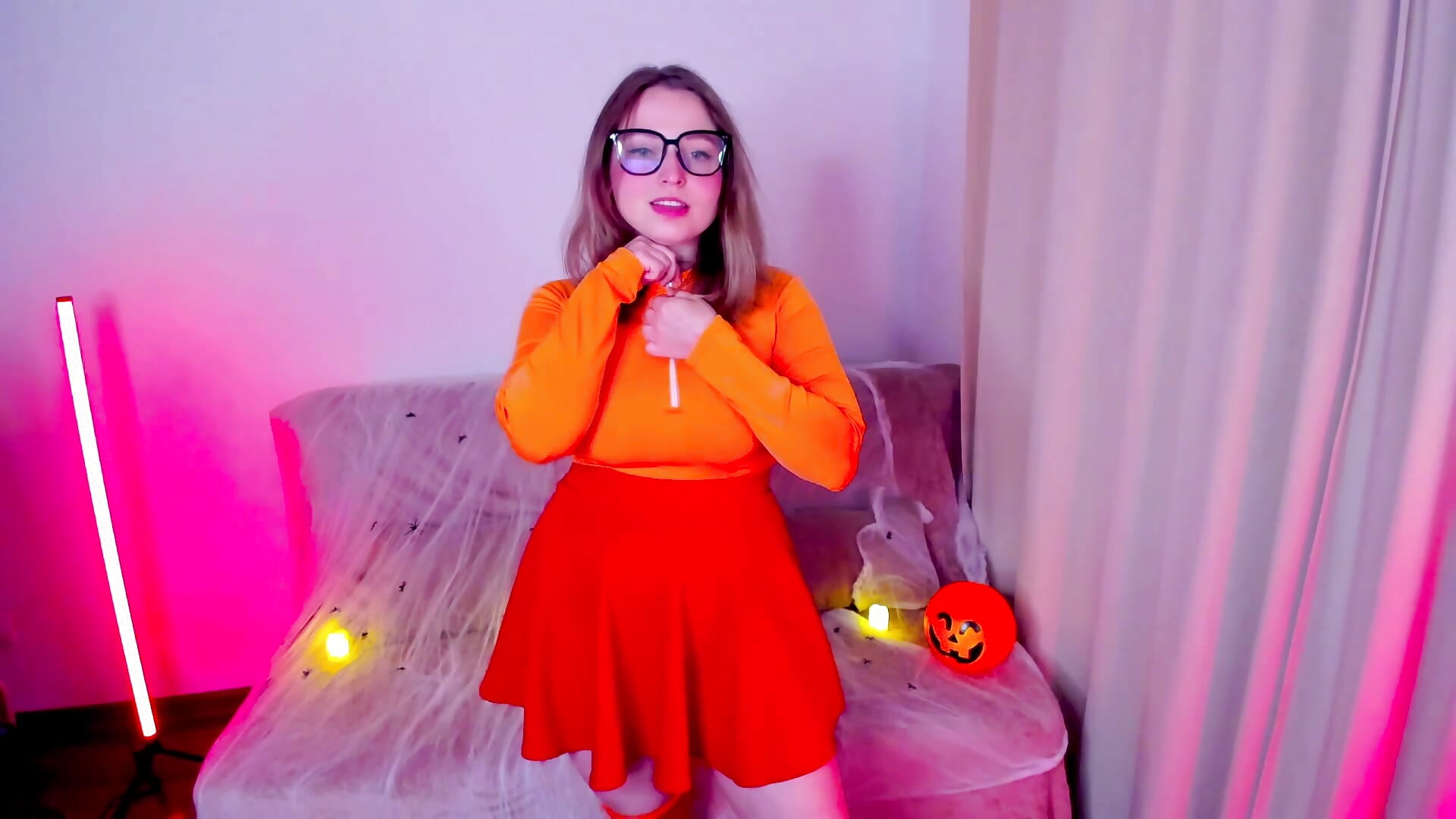 happy halloween - vidéo du modèle de showcams alysia_storm