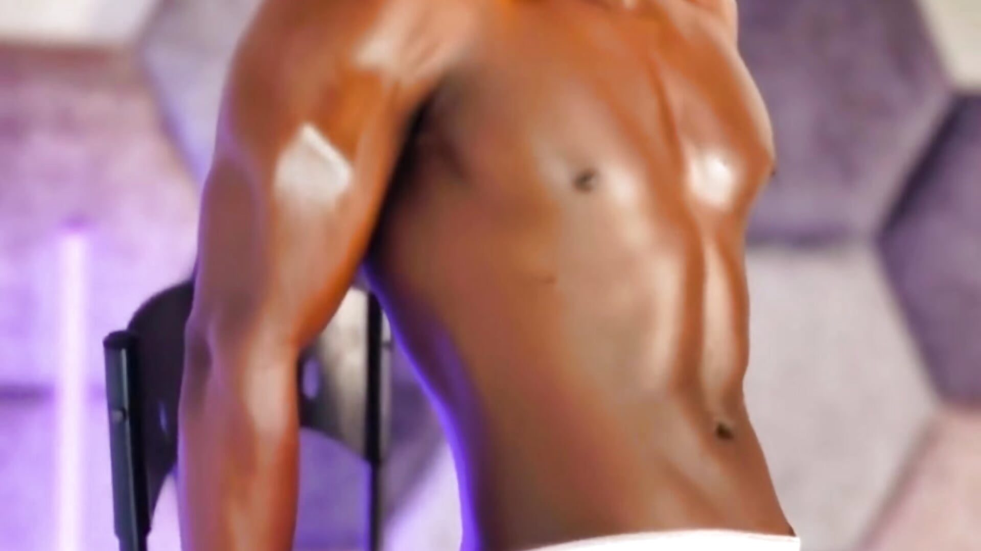 explore every part of me 🔥🔥 - vídeo de la modelo de cam Latrellx7