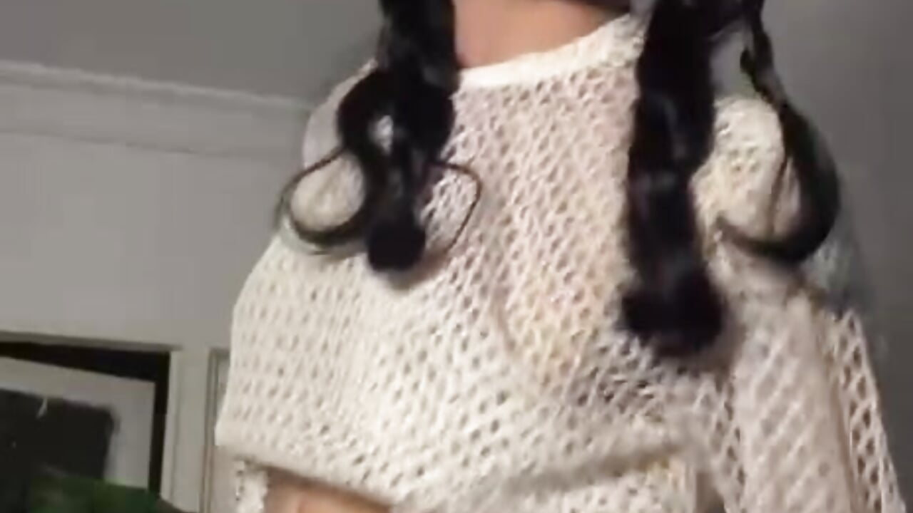 happy start to the week 🤩😎 - video by skyyfoxpraga cam model