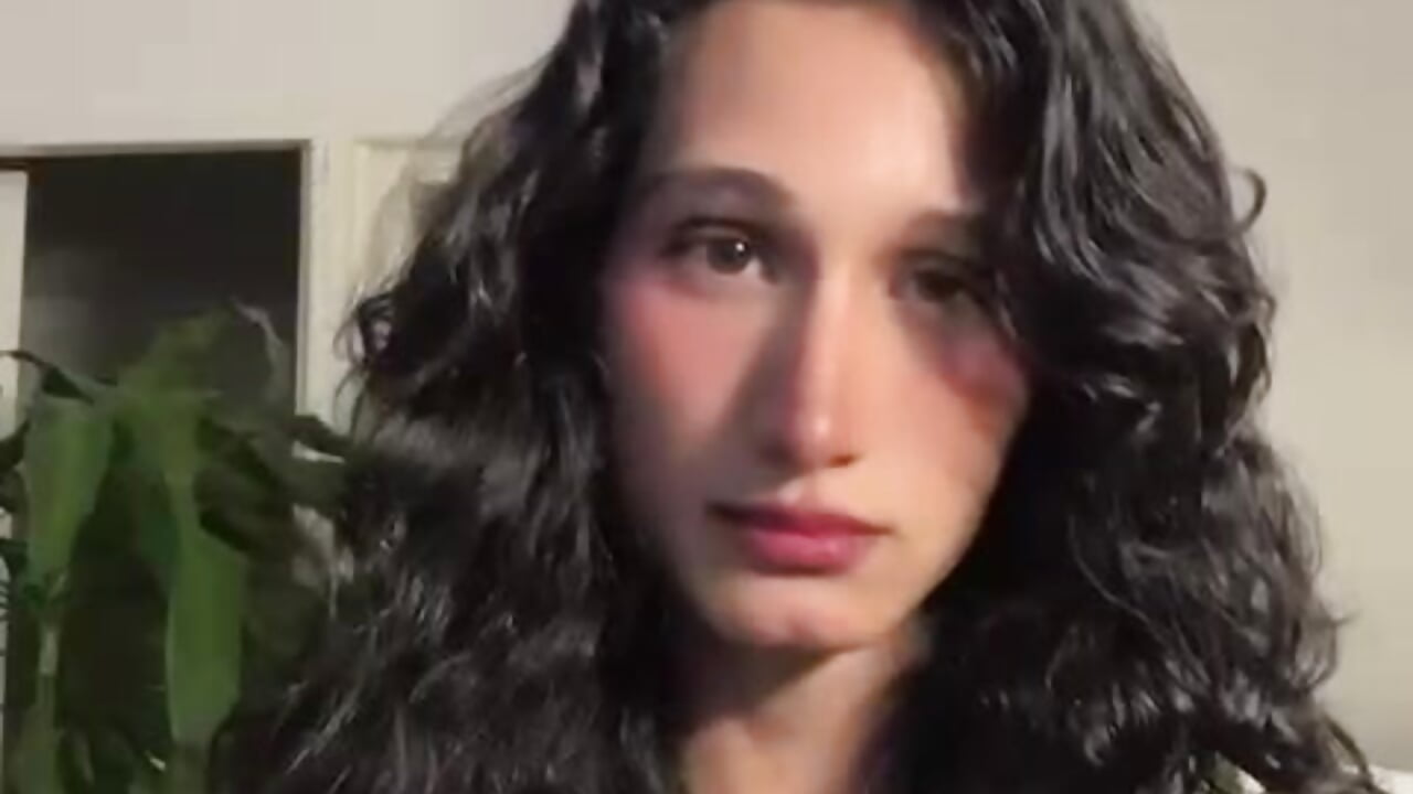 🤩🤪 - video by skyyfoxpraga cam model