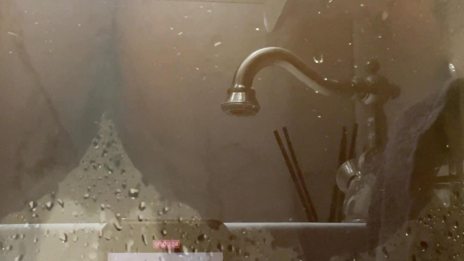 teasing shower - Beylly 캠 모델의 동영상