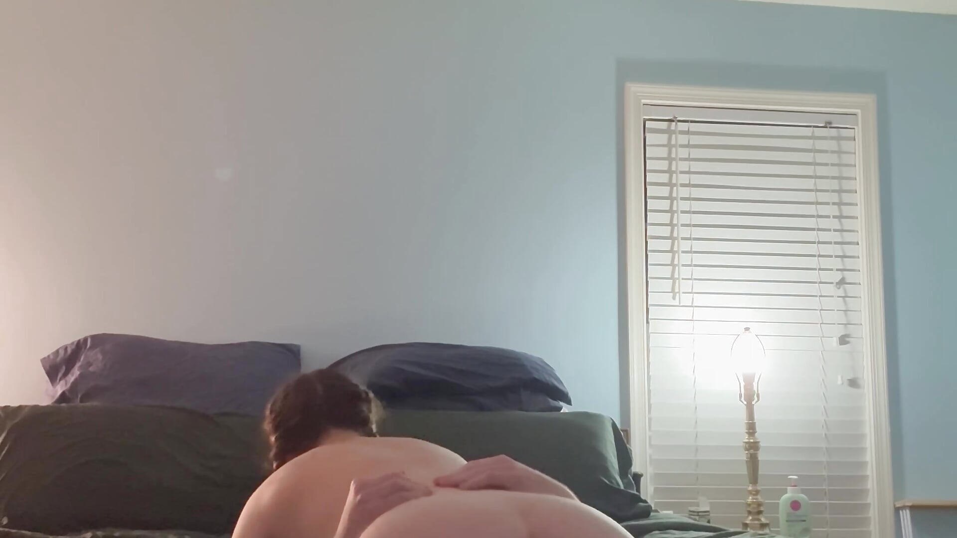 Maxine rides (pregnant)