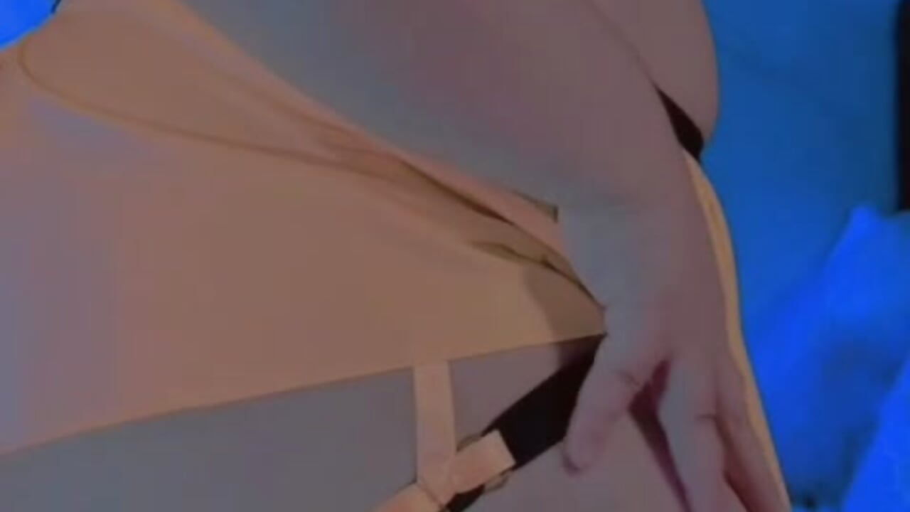 WhatsApp Video 2025-04-03 at 5,23,49 AM - فيديو من KATIIA16 موديل الكام