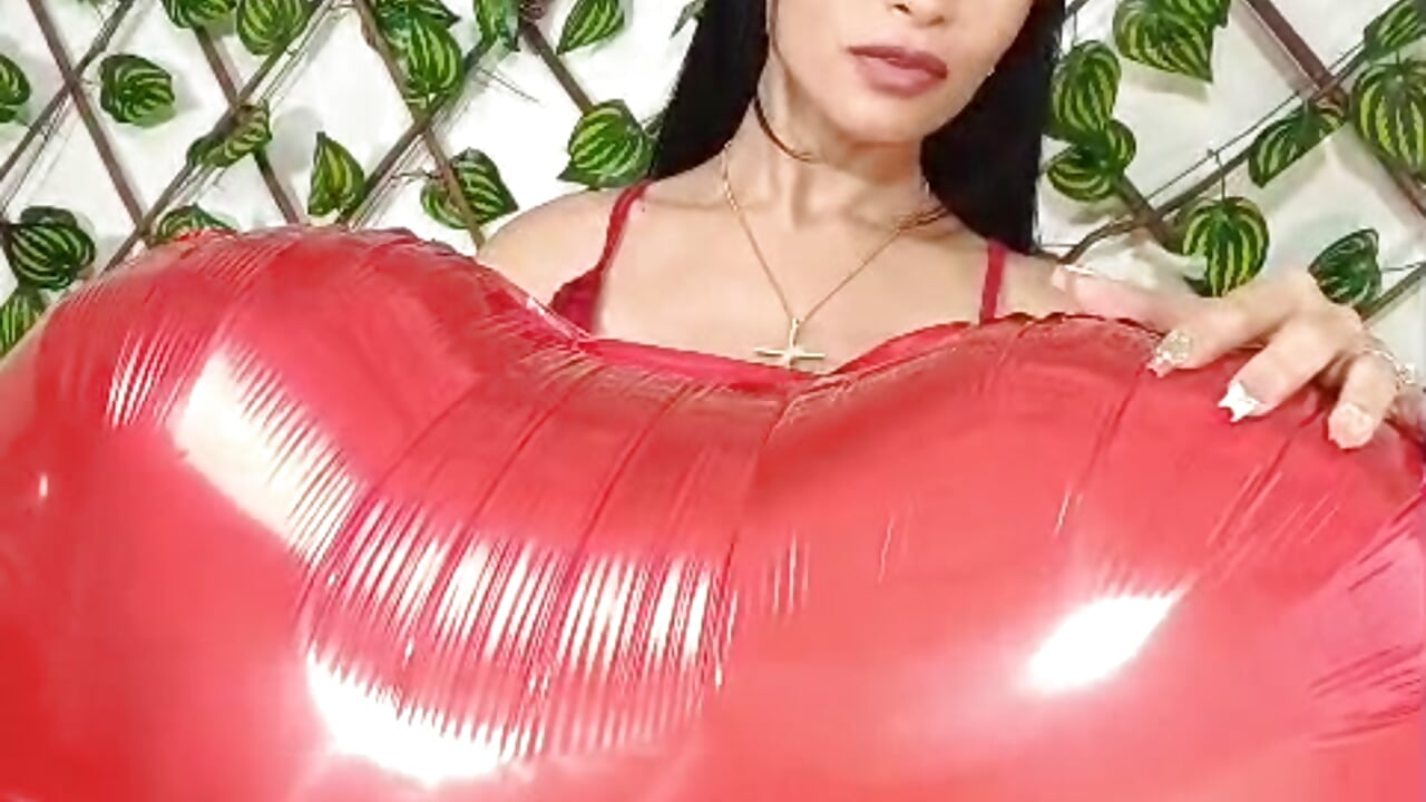 Happy Valentines day for you♥ - ক্যাম মডেল saralife-এর ভিডিও