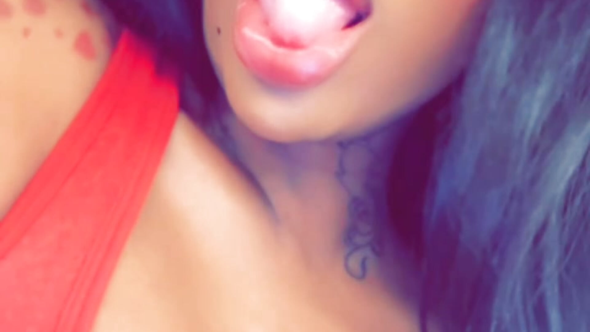 Princess in red Xx - video by PrincessMeghanX cam model