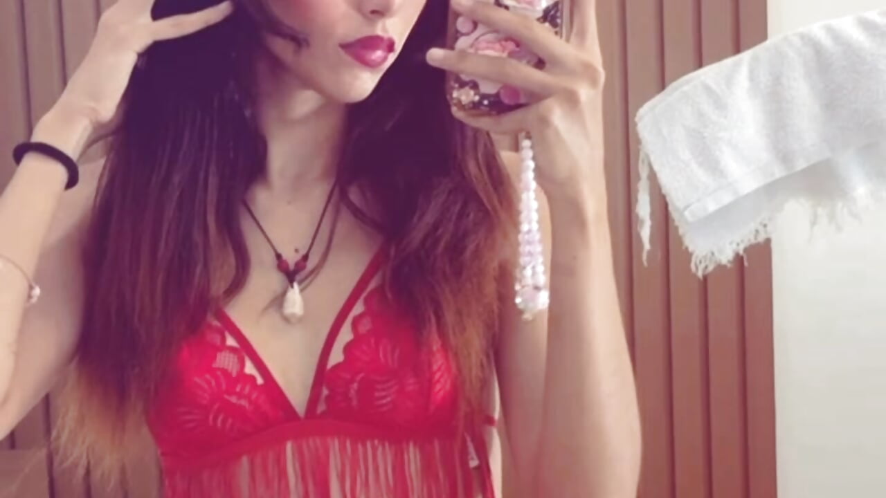 🥹 - video av doll_bella_ cam model