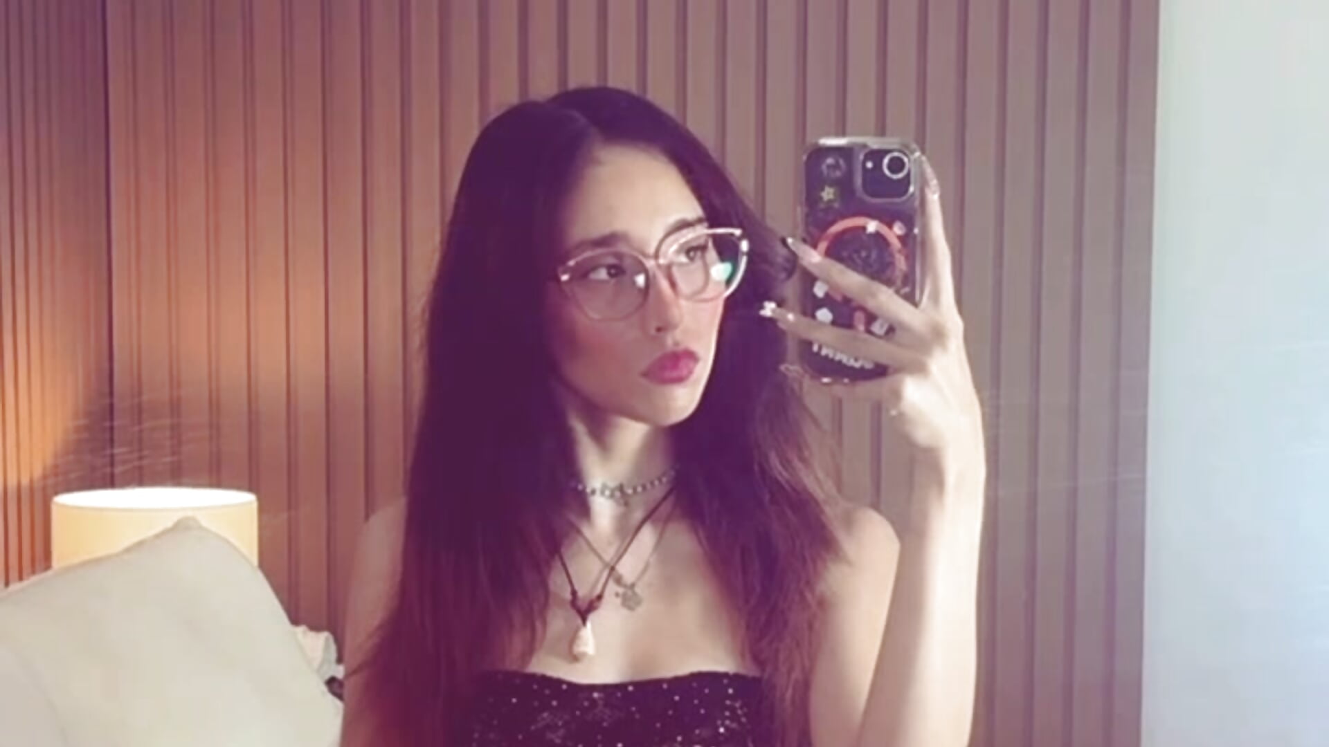 🥰​ - video av doll_bella_ cam model