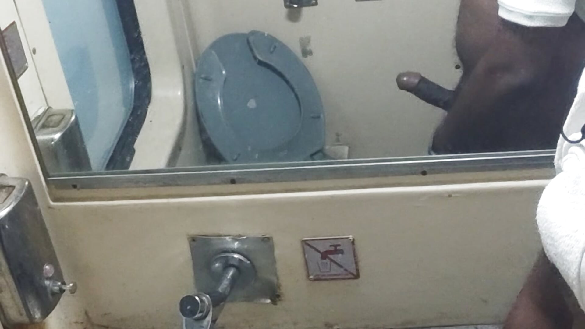 Masturbation in train