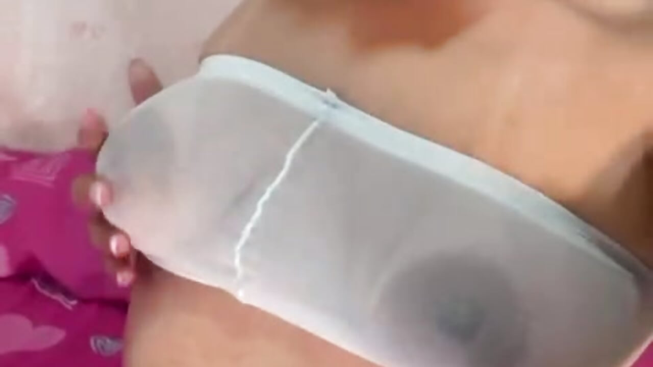 Come explore my hot body - video by AMAIAA_LOVE cam model