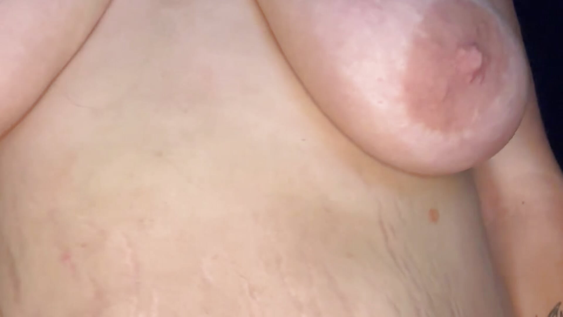 Strip tease - vídeo de PoppyPlays669 modelo de câmara