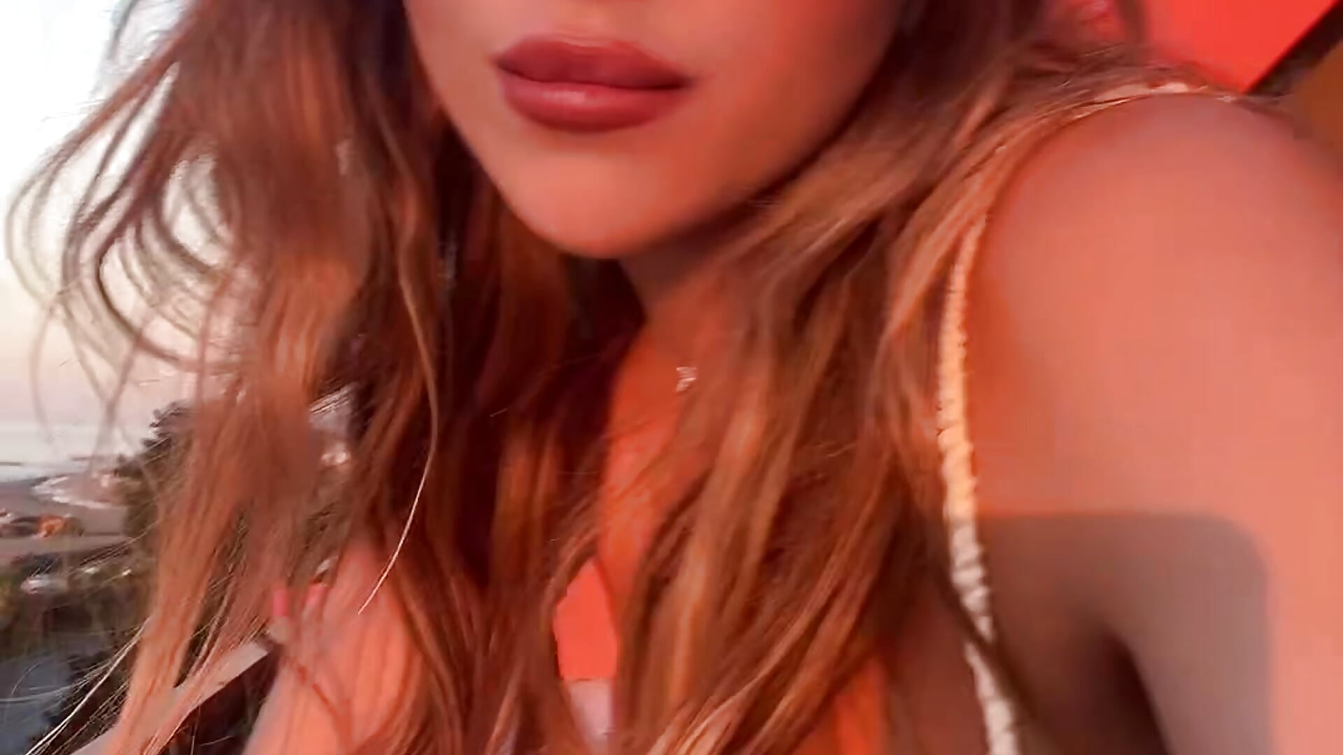 Feel it!❤️ - video by KellyReids cam model