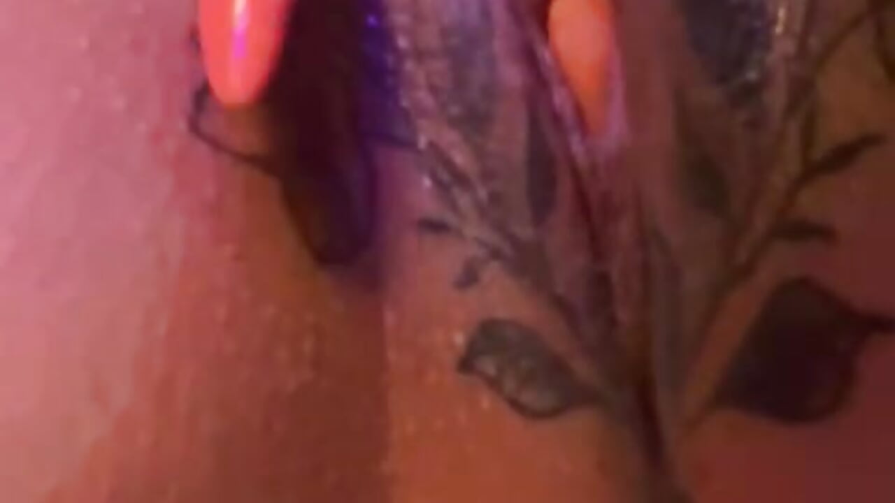 Finger wet pussy closeup ,asmr – video od webkamerové modelky krysstal003