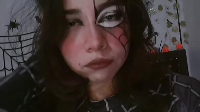 🕸🕷 - video van Megami_Moon cam-model
