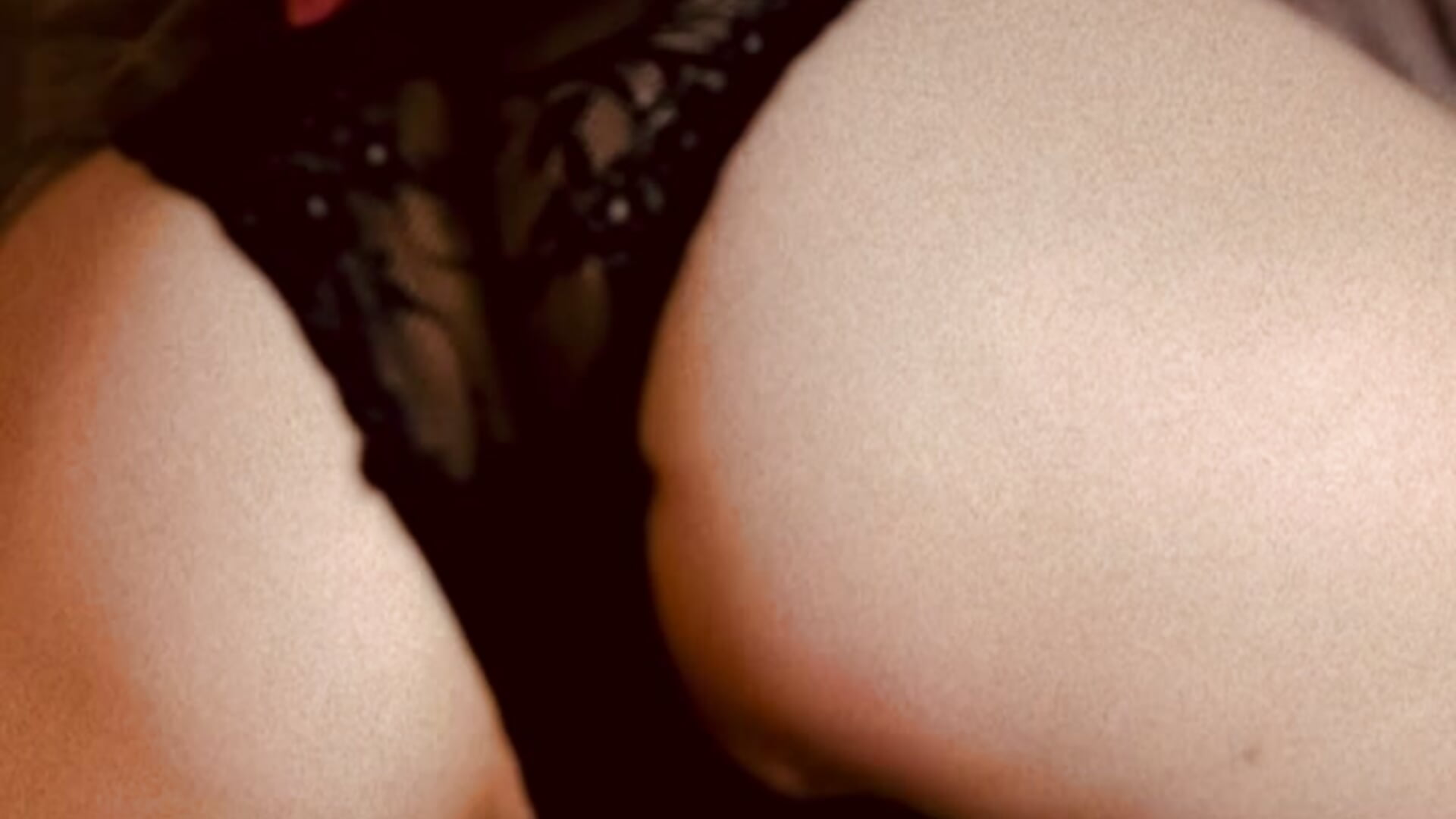 B3BB5260-C313-437C-A1D3-507333D5F3A6 - video by DavinaRay cam model