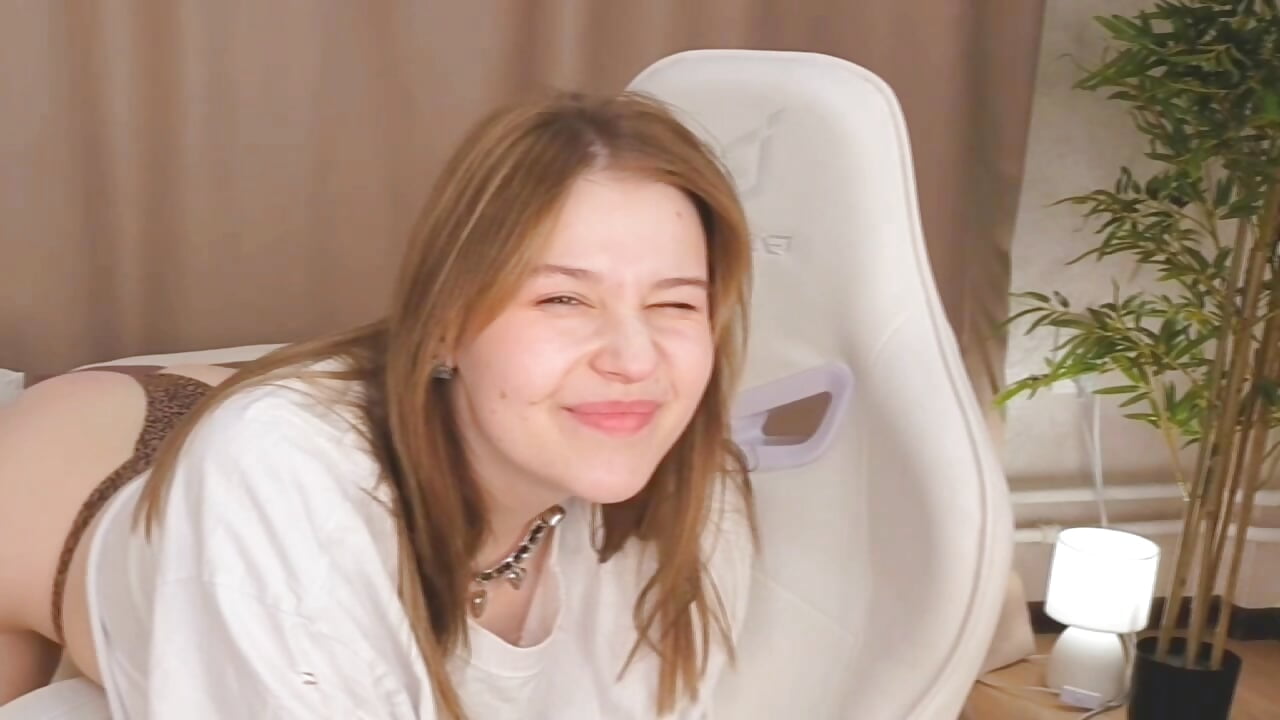 A little bit of flirting in the bio - video của người mẫu cam Colleen_Blake