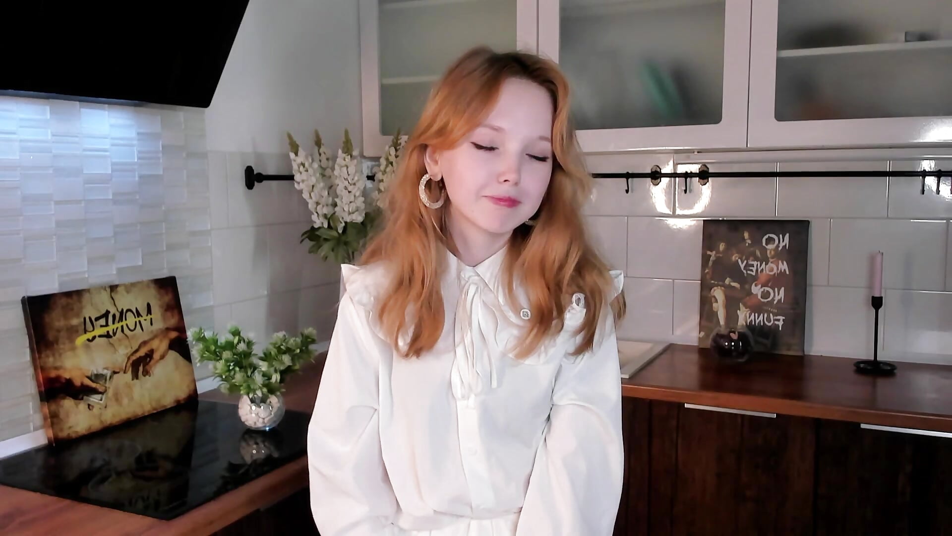 Sofia is shy - video by EsmeCrafts cam model
