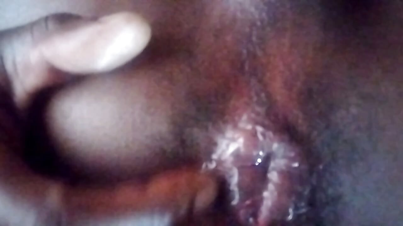 Asshole with my won cum - video van hugecrksam cam-model