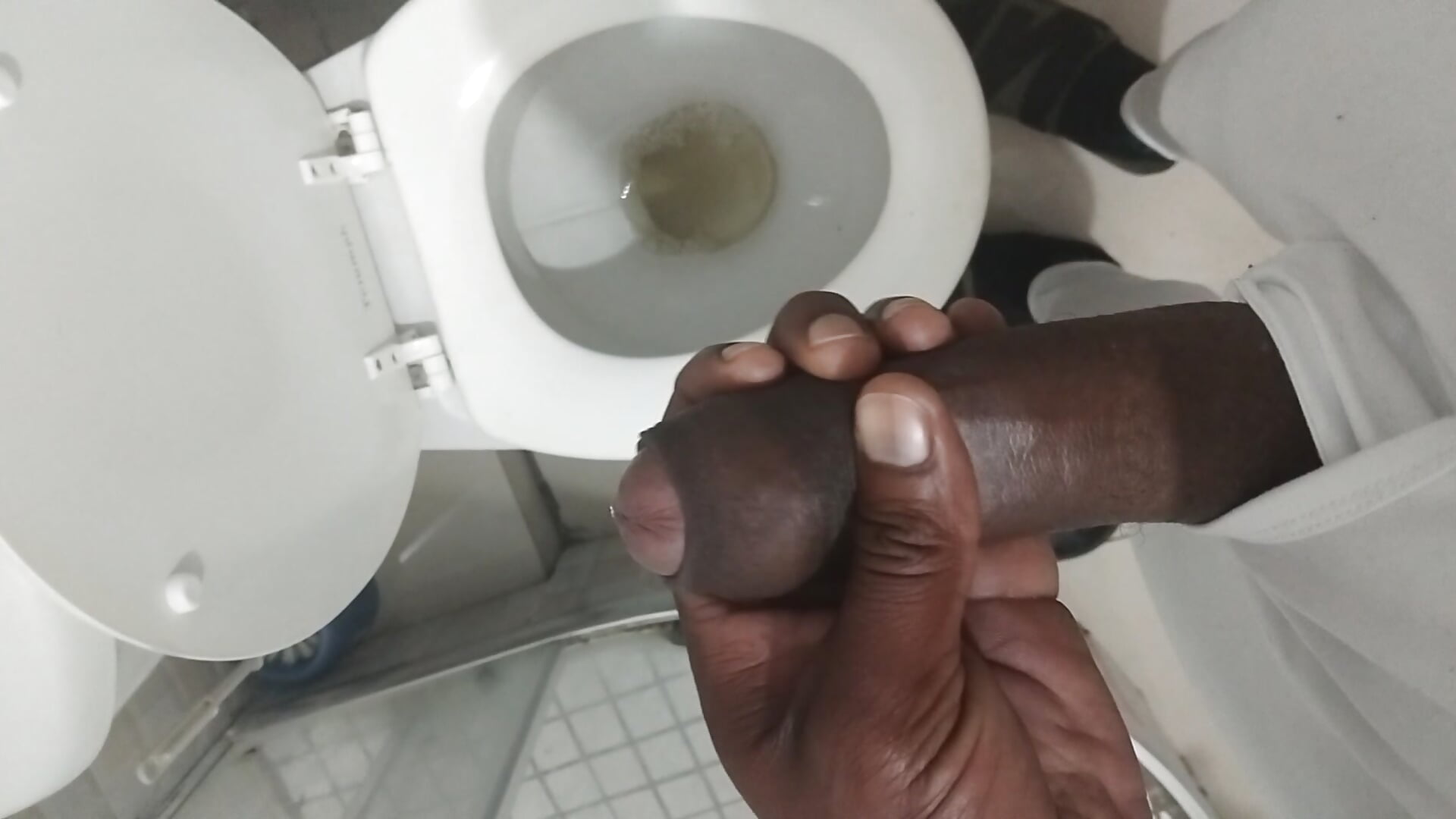 VID-20250703-WA0006 - video van hugecrksam cam-model