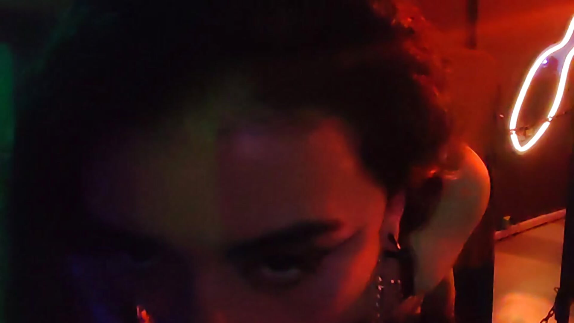 A very sensual shot of tequila 🤤🤗 – video od webkamerové modelky Lila_Desiree