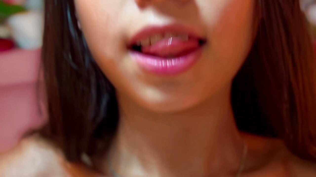 profile-intro-video-1734746913 - video by NathaliaSweet_11 cam model