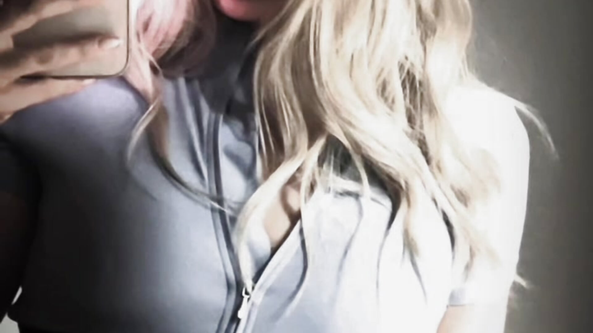 Sexy vibe - video by DorisGreenway cam model