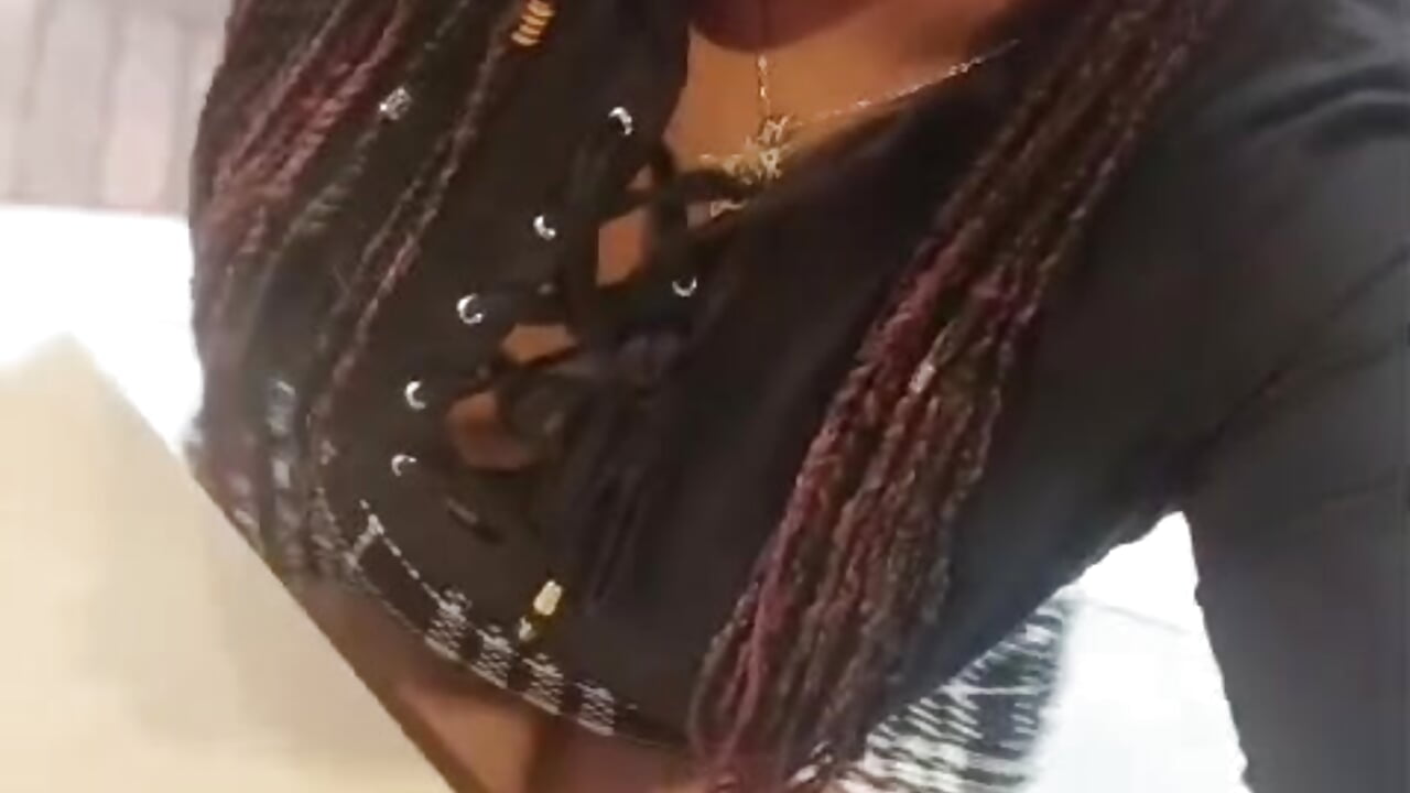 enjoying the afternoon - video by conielaurenth cam model