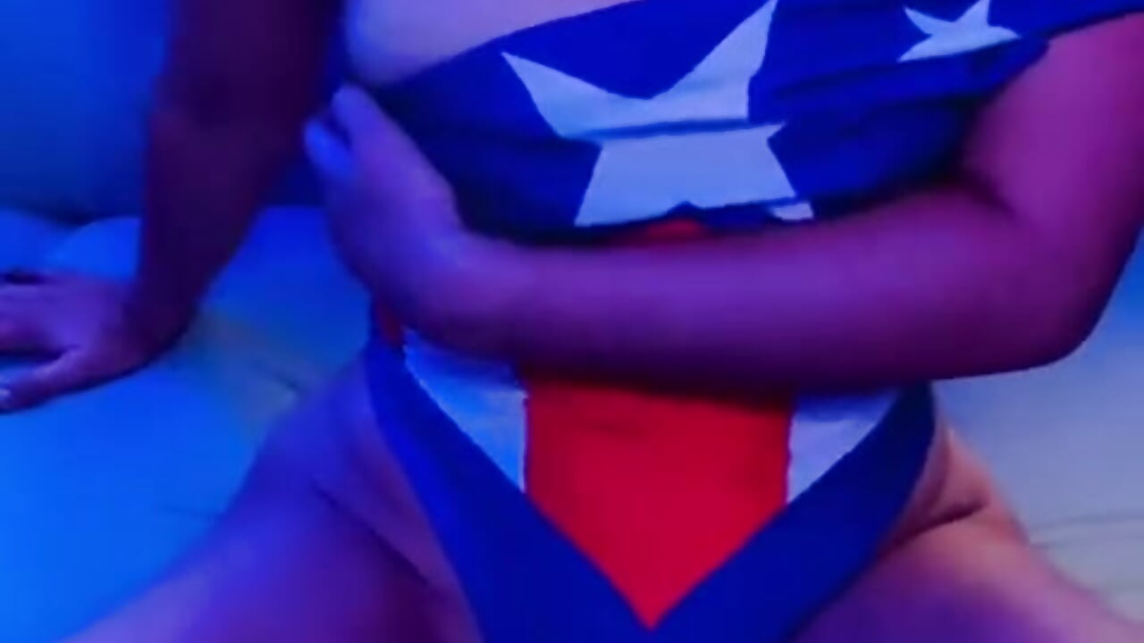 Captain Sophie - video by LanaStarkVip cam model