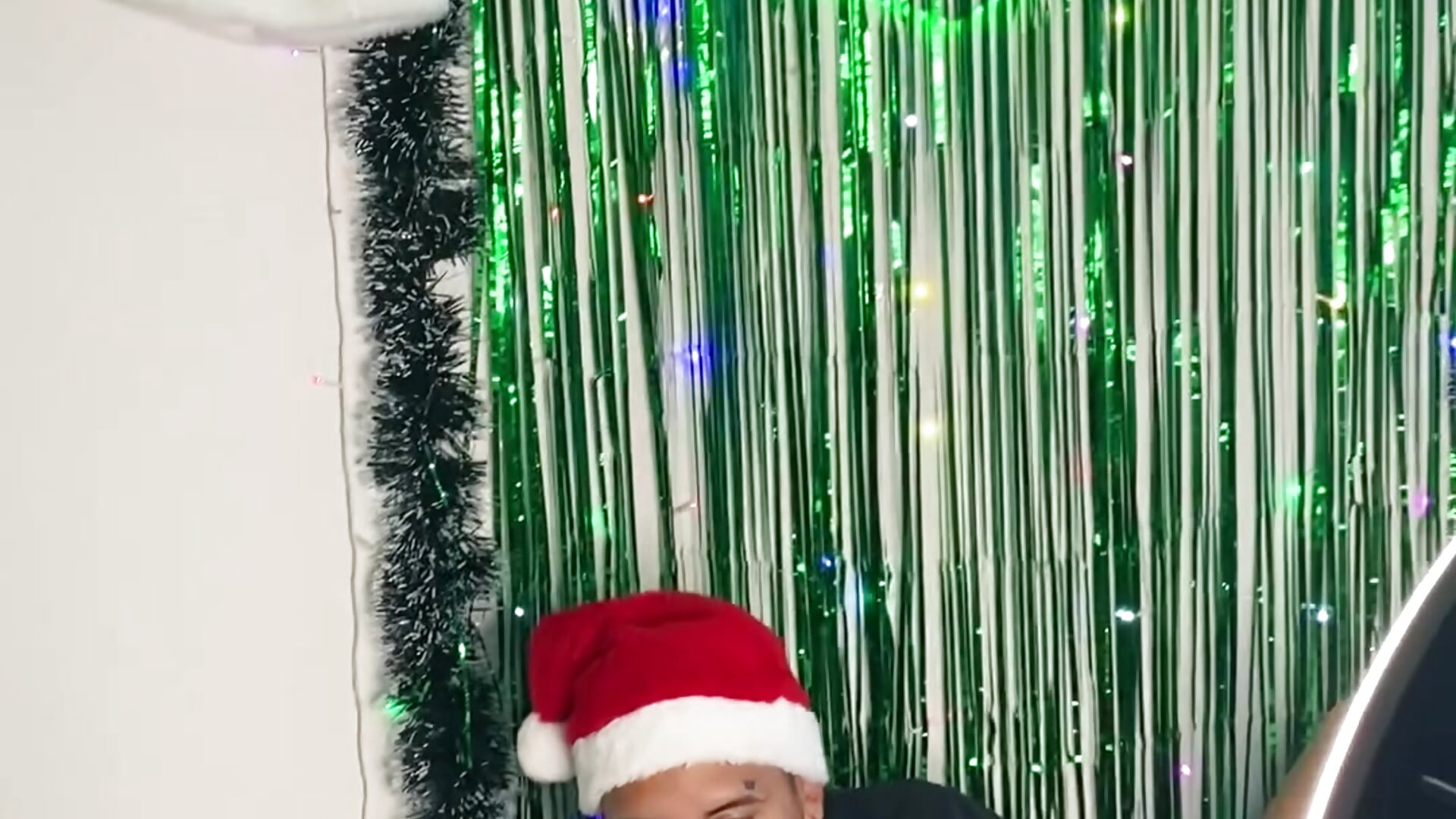 December happy hot! 🎁🎄 - video di SexyAssXxx69 modella di cam