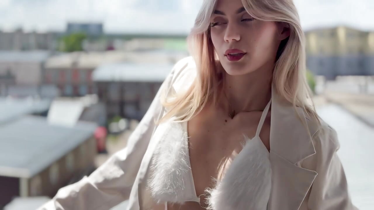 meee – video modela na kameri Cherry_Price