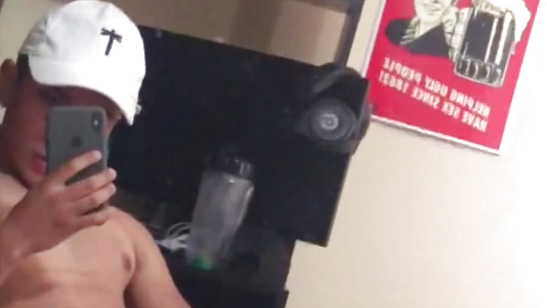 trim,59B08D66-2215-459E-831E-945474347195 - video by kmilo2405 cam model