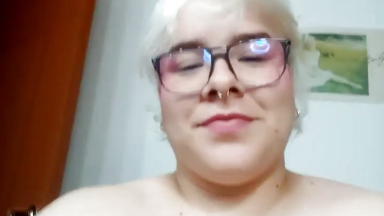 Fucking and real orgasm - video oleh amalia_love kamera model