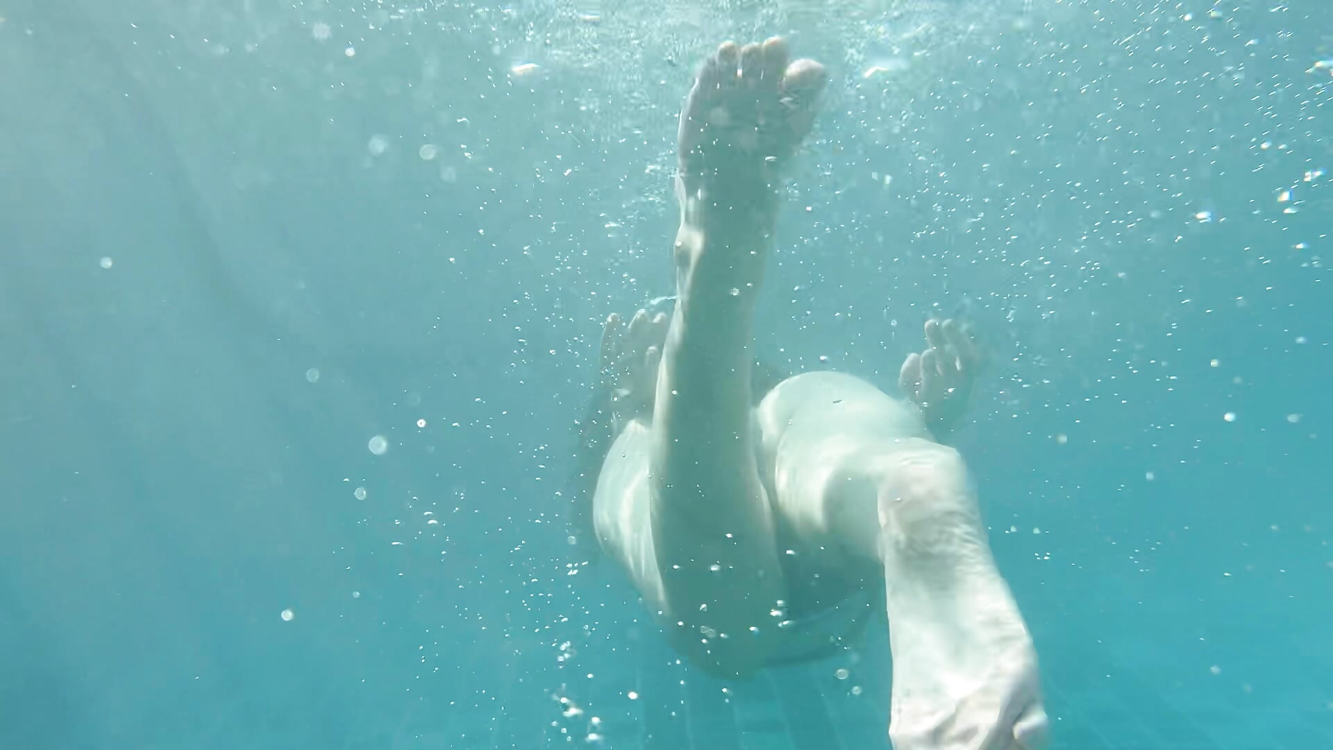 The underwater moment >.<