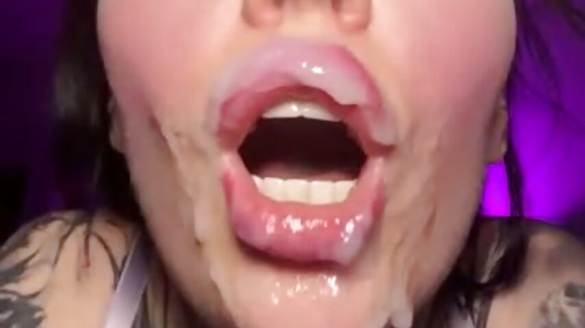 Fake Sperm in my Face !