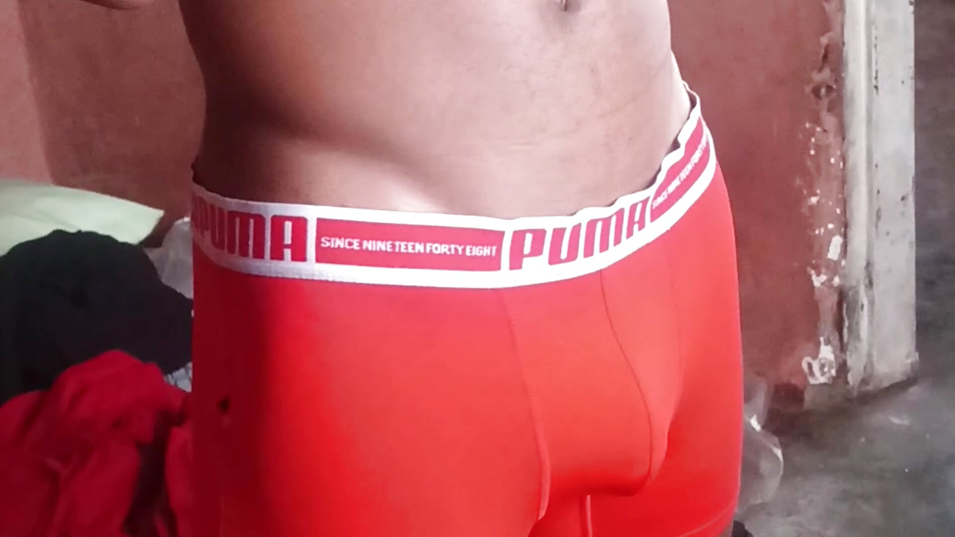 How I fuck lol - video by Eggxplant cam model