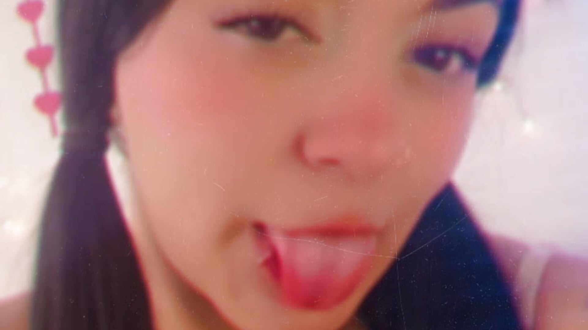 𝑲𝒊𝒔𝒔𝒆 𝑯𝒐𝒏𝒆𝒚 😘😍 - video by Samanta_james19 cam model