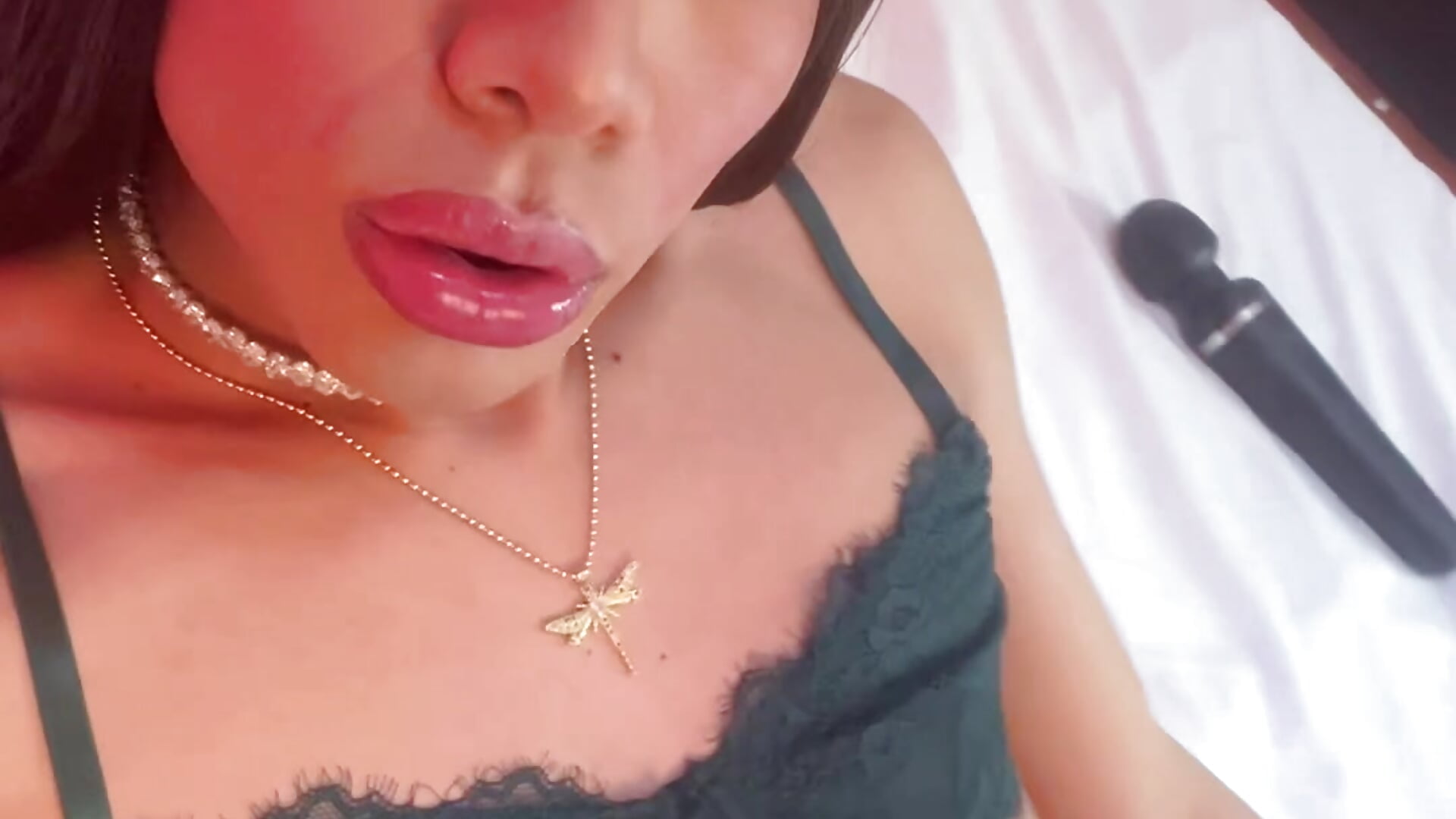 Jelou 🫶🏽🦇 - video by Rouse_Hilton cam model