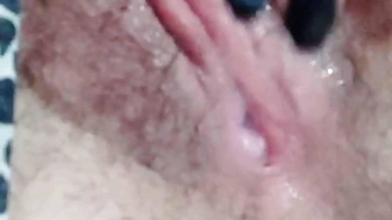 Hot masturbation in my very wet pussy/ closeup