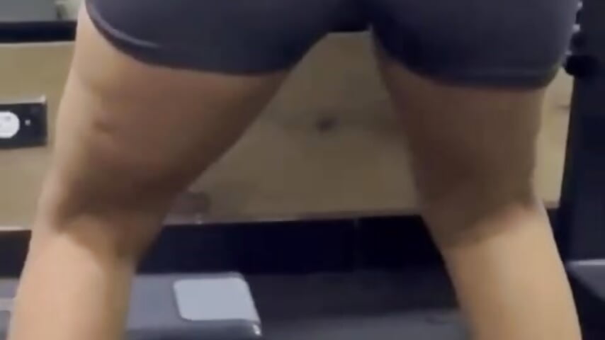 if your tongue was my gym my vagina would be your training – video modela na kameri naomiii__