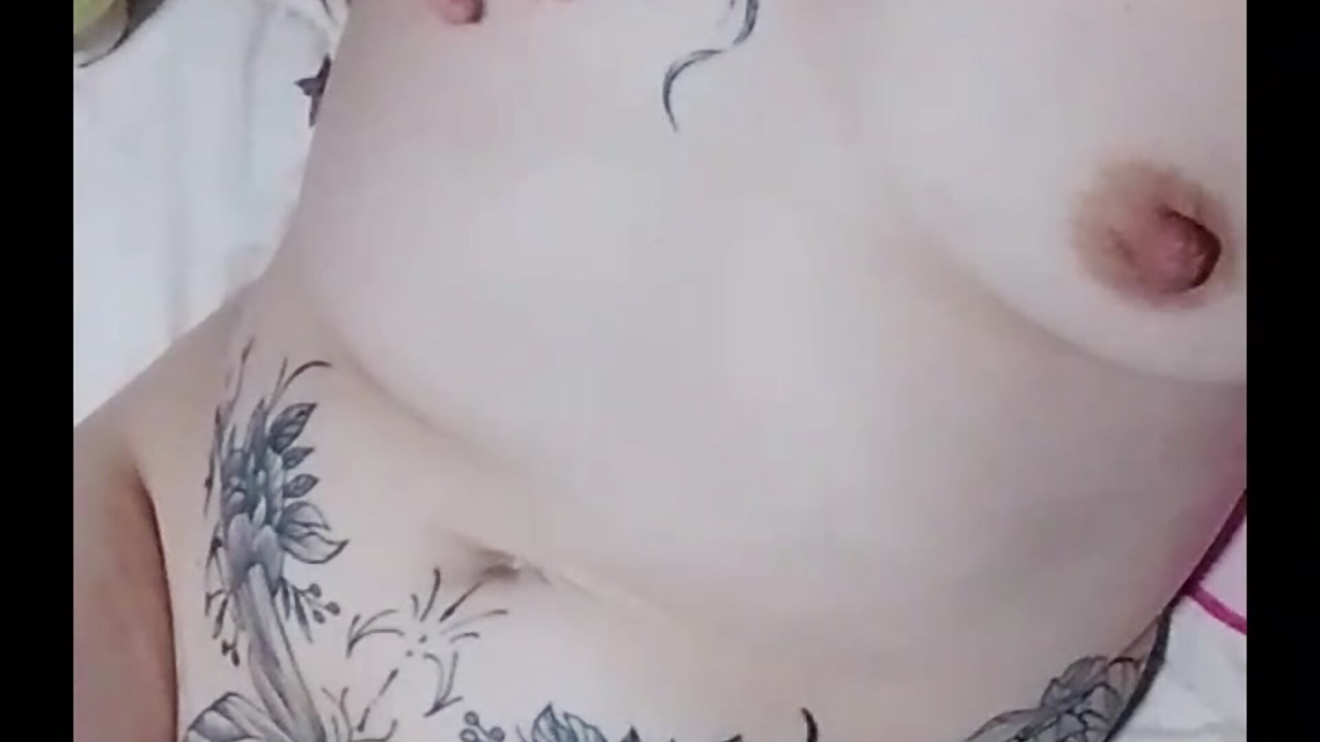 Desnuda - AlejandritaMilf 캠 모델의 동영상