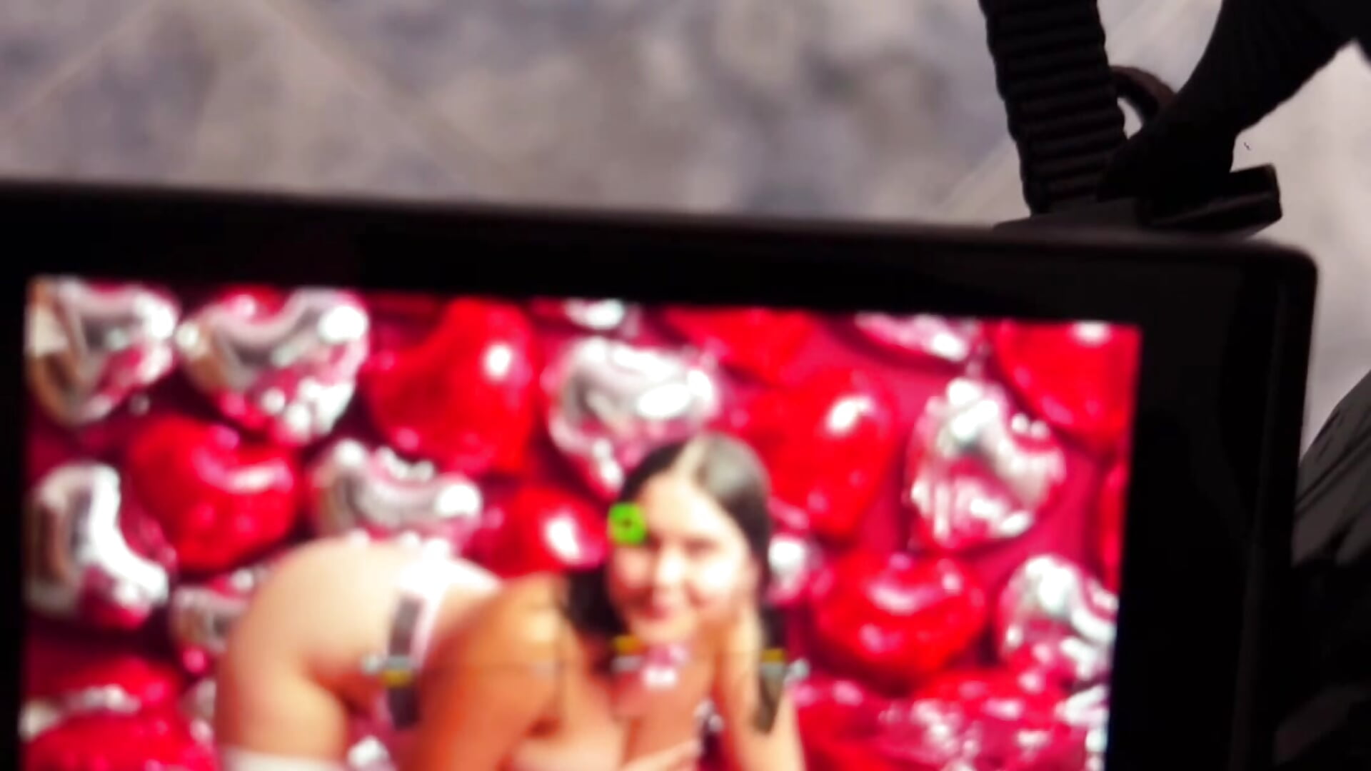 Behind the Scenes👀🔥 - vídeo de Alisson_Boobs_ modelo de câmara