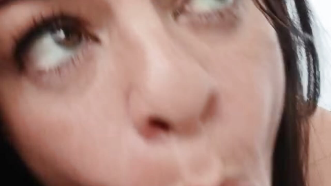 ⭐4 - video by NATHALIA-28_ cam model